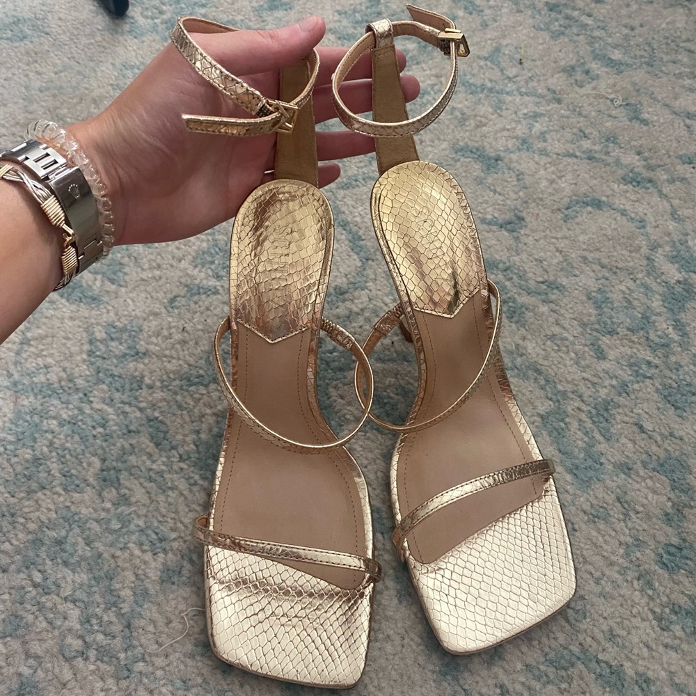 SCHUTZ heels